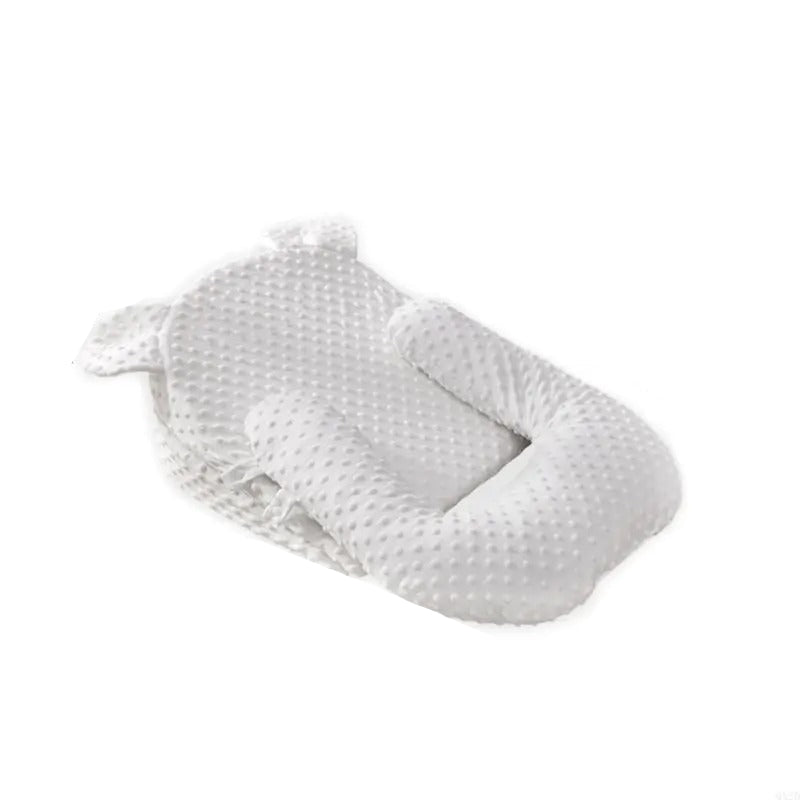 Baby pillow with adjustable height levels