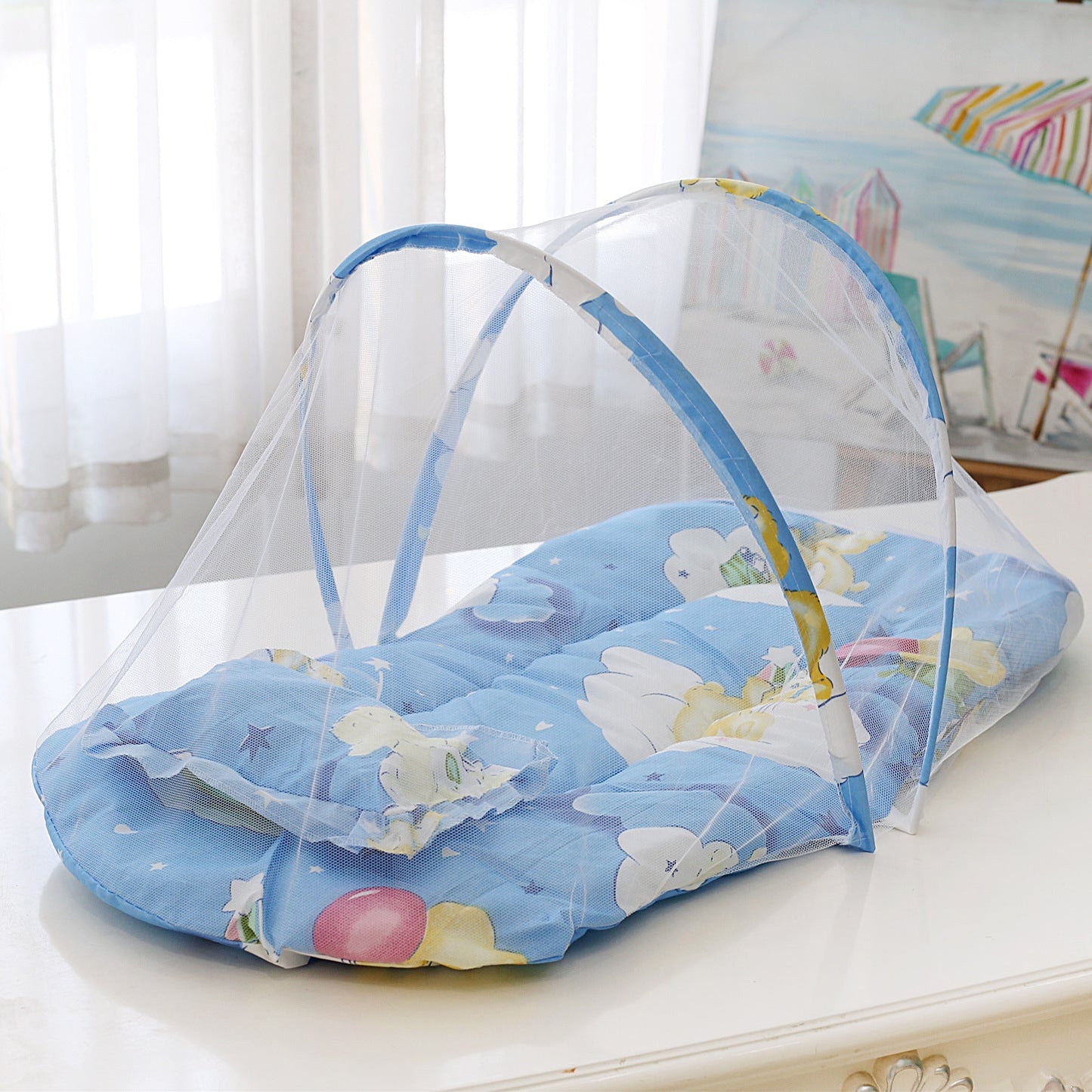 Baby Lounger with Insect Net