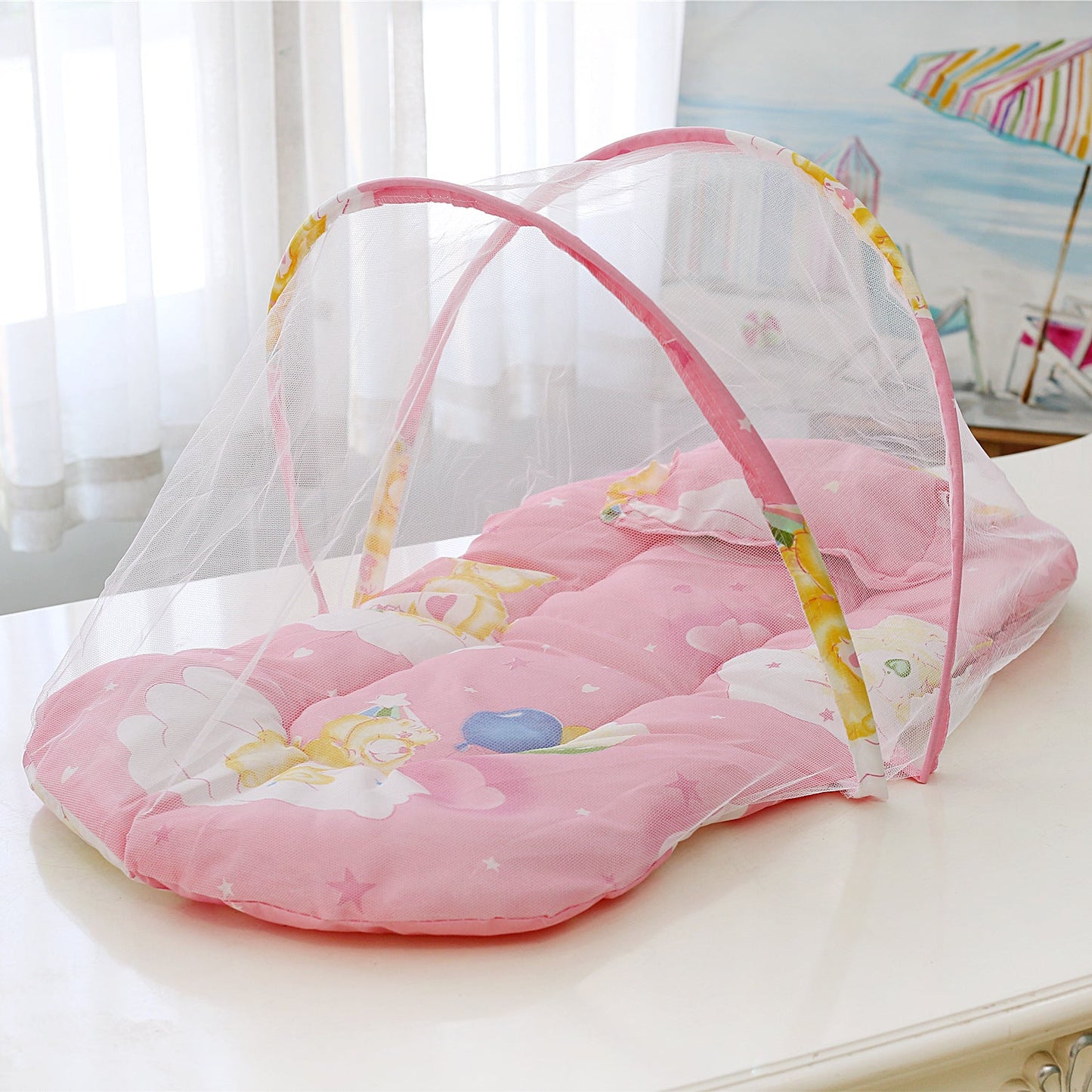 Baby Lounger with Insect Net