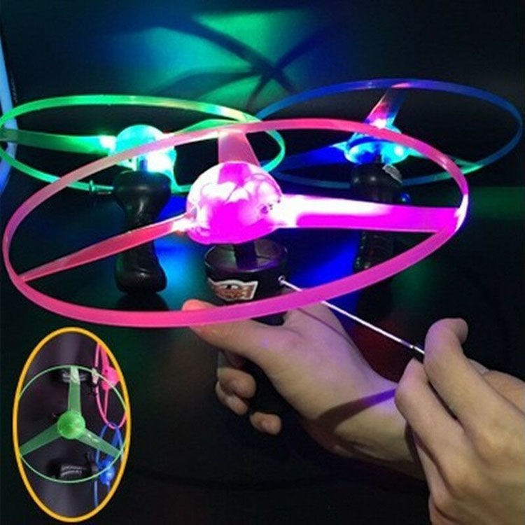 Amazing ceiling UFO toy